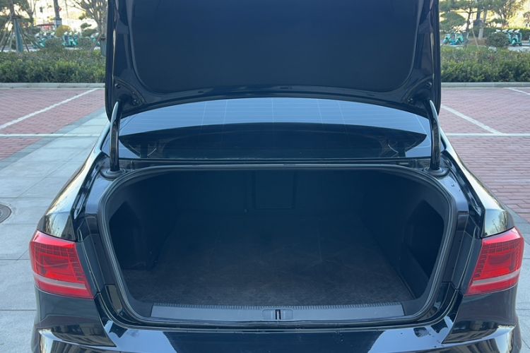 Used Volkswagen Magotan 2013 1.8TSI Luxury Model