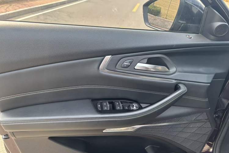 Used EXEED Lingyun 2020 1.6T Two-Wheel Drive Star Edition Interior 8