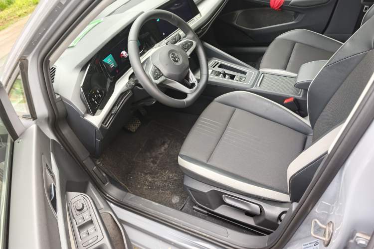 Used Volkswagen Golf 2021 280TSI DSG Pro Interior 5