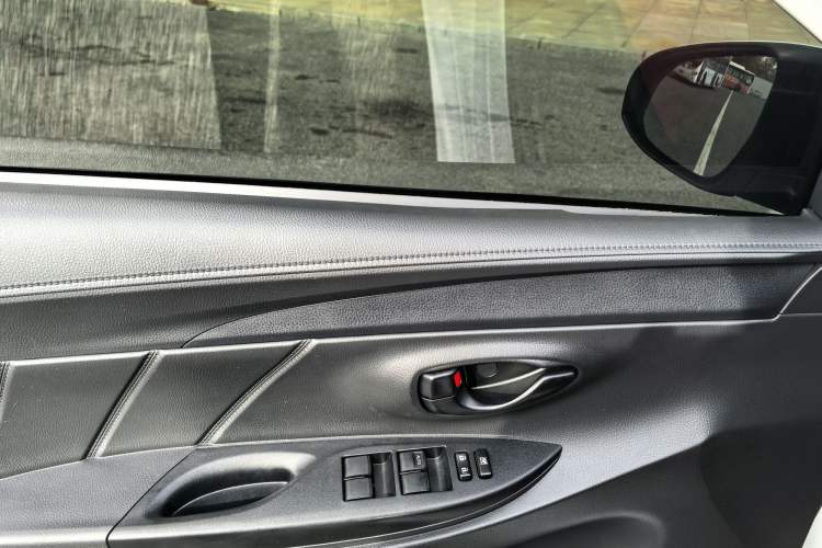 Used Toyota YARiS L Zhi Xuan 2017 1.5E CVT Enhanced Performance Edition
