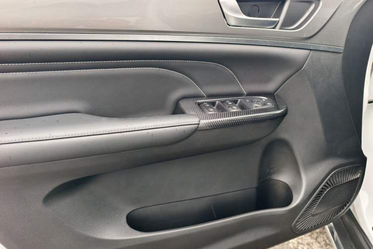 Used Haval M6 2021 PLUS 1.5T DCT Luxury Smart Connectivity Model