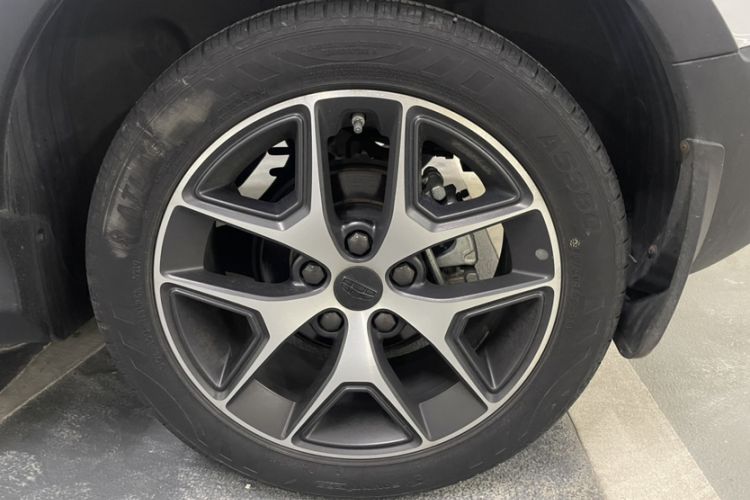 Used Geely Auto Vision S1 2019 Upgraded Model 1.5L CVT Luxury Version
