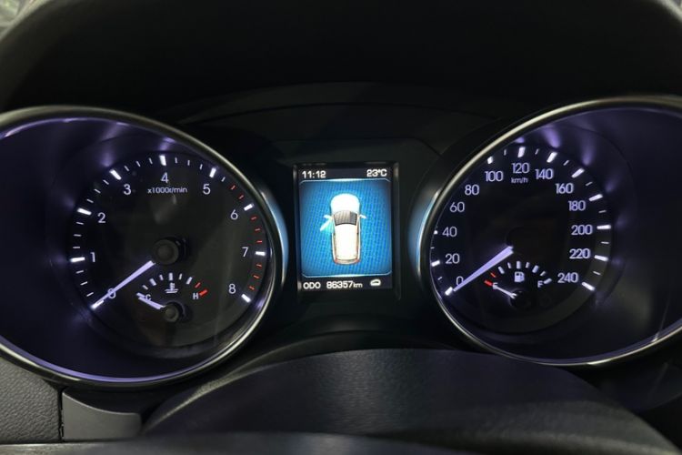 Used Haval H8 2015 2.0T Two-Wheel Drive Comfort Version
