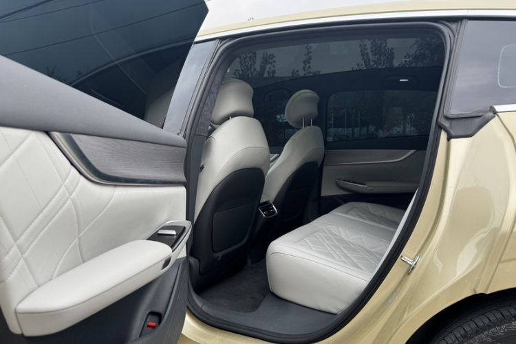 Used Qiyuan A07 2023 Range-Extended 200 Max
