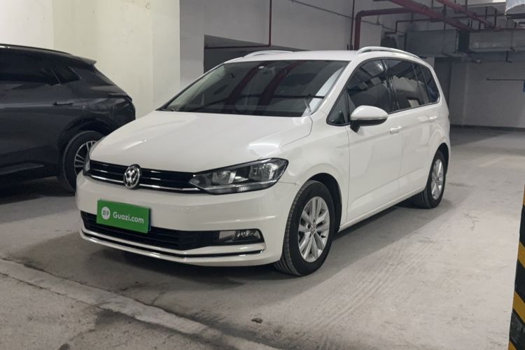 Used Volkswagen Touran 2016 Volkswagen Touran L 280TSI Manual Comfort Edition