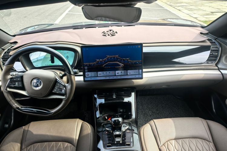 Used BYD Han 2024 EV Glory Edition 506KM Front-Wheel-Drive Premium Model