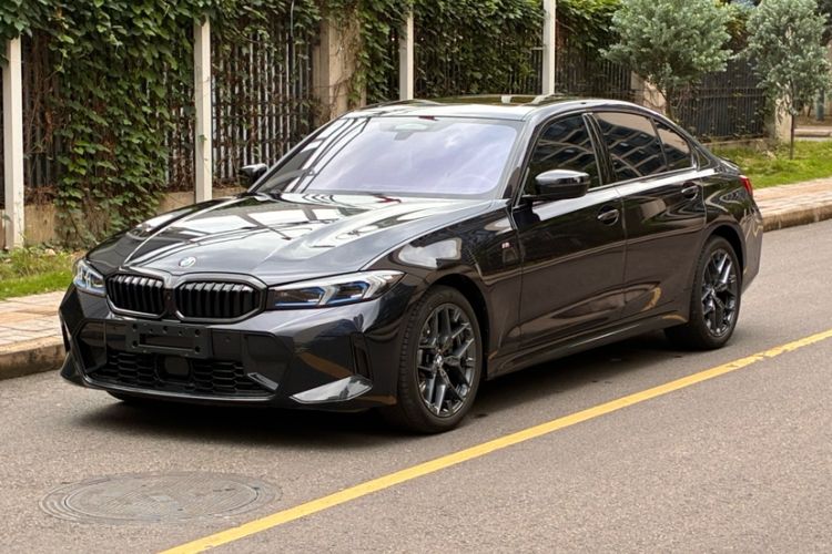 Used BMW 3 Series 2025 330Li M Sport Shadowline Package