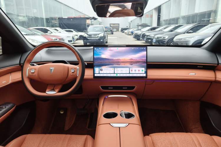 Used Deepal S07 2025 520Max Huawei Qiankun Intelligent Driving ADS SE Pure-Electric Version Interior 6