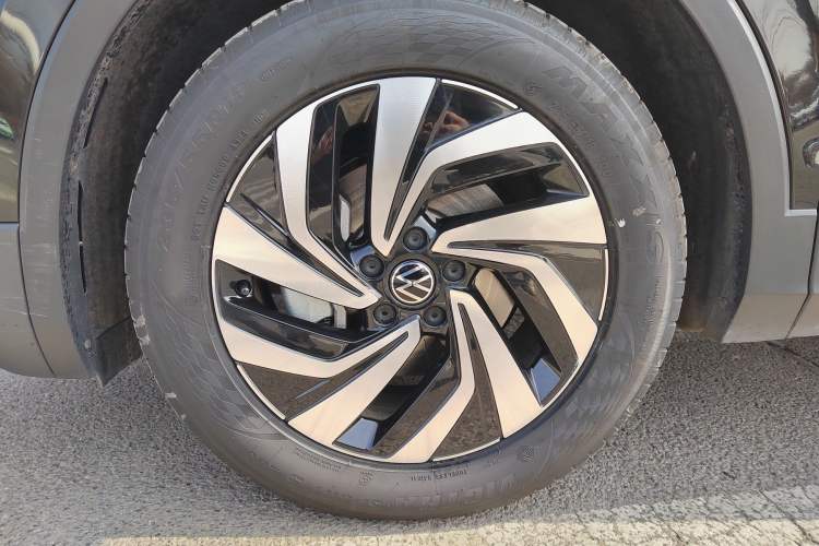 Used Volkswagen Tiguan L 2024 300TSI Automatic Two-Wheel Drive Smart Edition Exterior 7