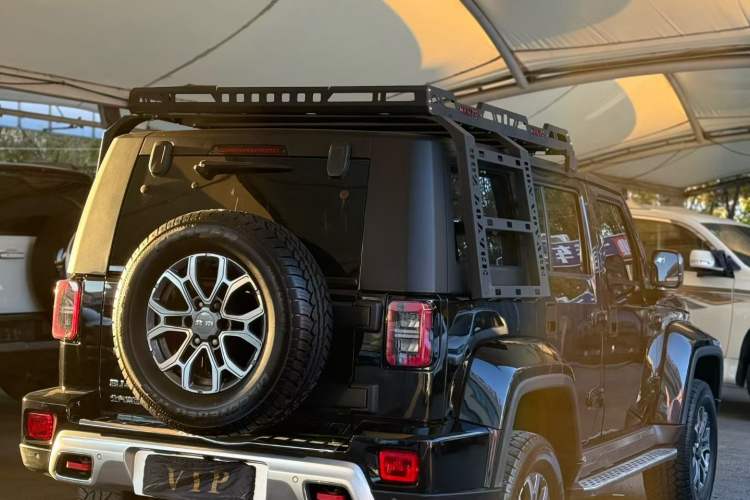 Used BAIC Off-Road BJ40 2023 2.0T Automatic Four-Wheel Drive Urban Hunter Edition Chivalrous Type
