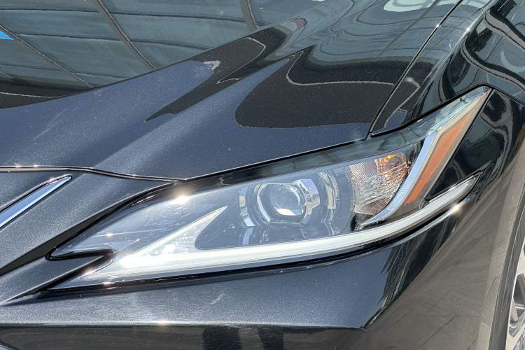 Used Lexus ES 2022 200 Excellence Edition