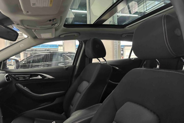 Used Infiniti QX30 2017 2.0T Four-Wheel Drive Fashion Edition
