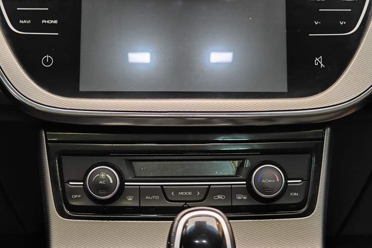 Used Geely Auto Emgrand GL 2018 1.4T DCT Elite Smart Connectivity Version
