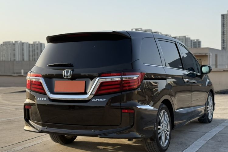 Used Honda Elysion 2016 2.4L Supreme Edition
