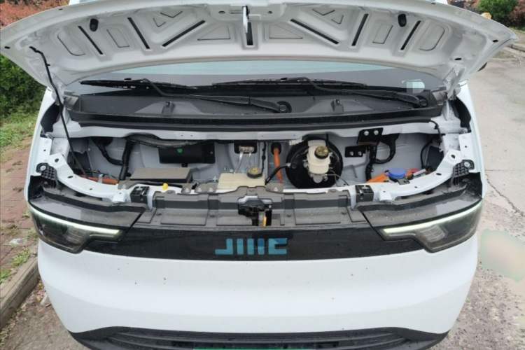 Used JMC E Fushun 2025 Model, Open Window Version, 41.86 kWh, Short Axle, Low-roof