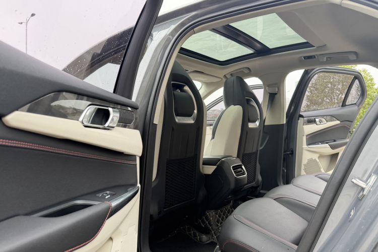 Used Lynk & Co 02 2020 1.5T DCT Two-Wheel Drive Zhaobao Version
