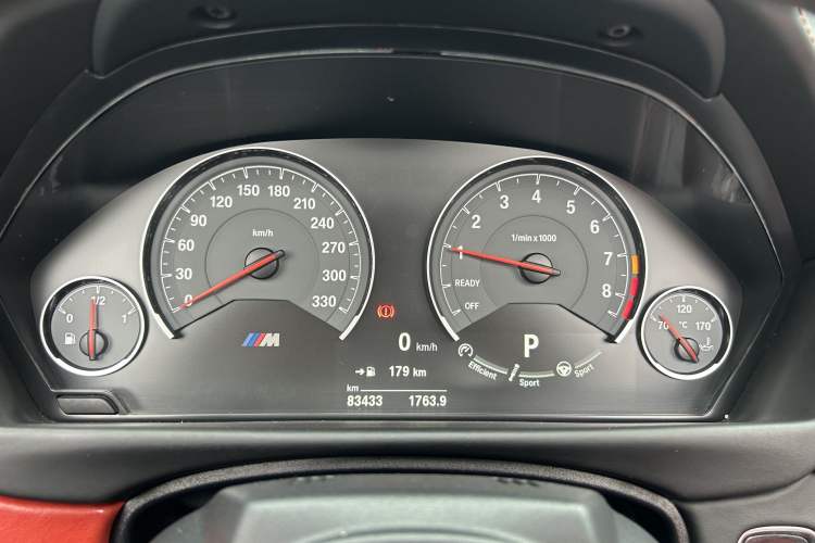 Used BMW M4 2014 M4 Convertible Coupé
