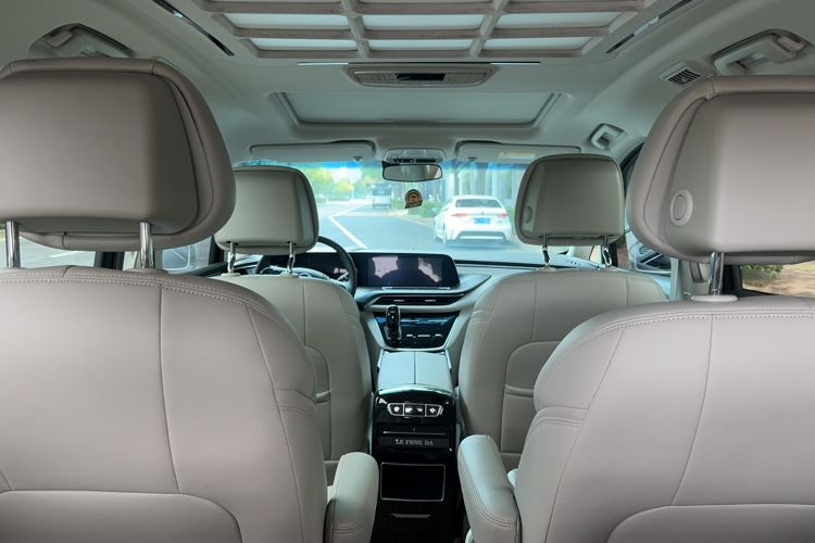 Used Buick GL8 2021 ES Landtrek 653T Comfort Edition