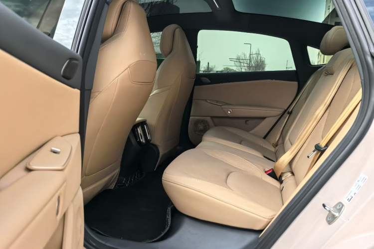 Used ARCFOX Alpha S5 2024 708MAX 200kW