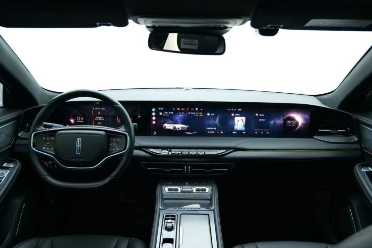 Used Lincoln Z 2022 Facelift iCool Deluxe Edition
