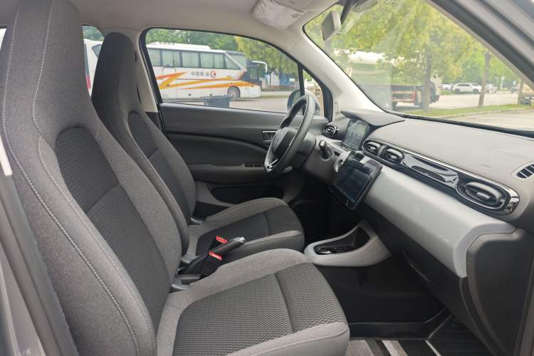 Used Leapmotor T03 2021 400 Lite Edition - Lithium-Ion Battery Interior 5