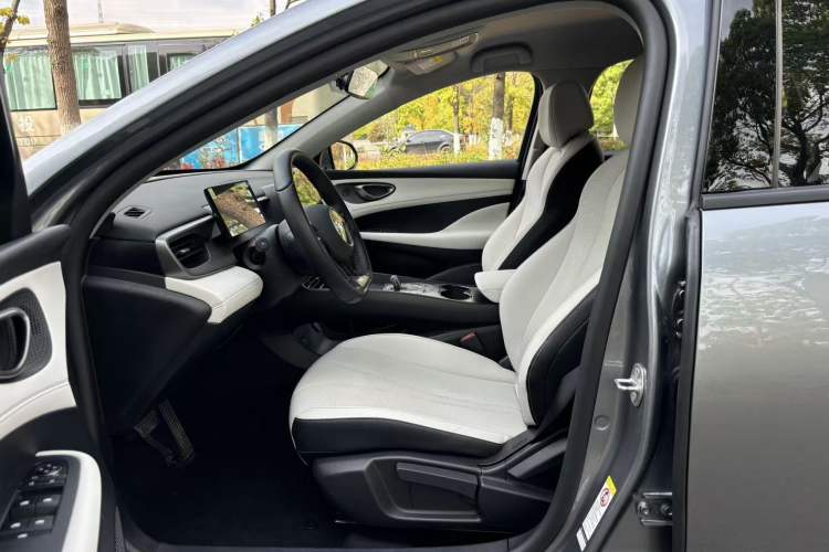 Used BYD Seal 05 DM-i 2025 DM-i Smart Drive 55KM Luxury Model Interior 2