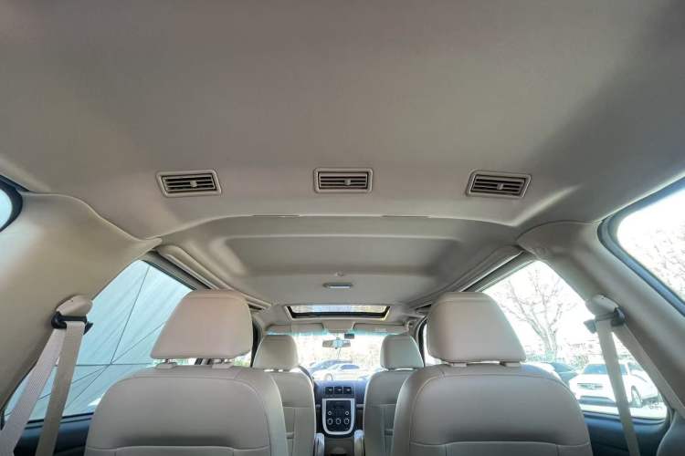 Used Buick GL8 2014 2.4L Executive Edition
