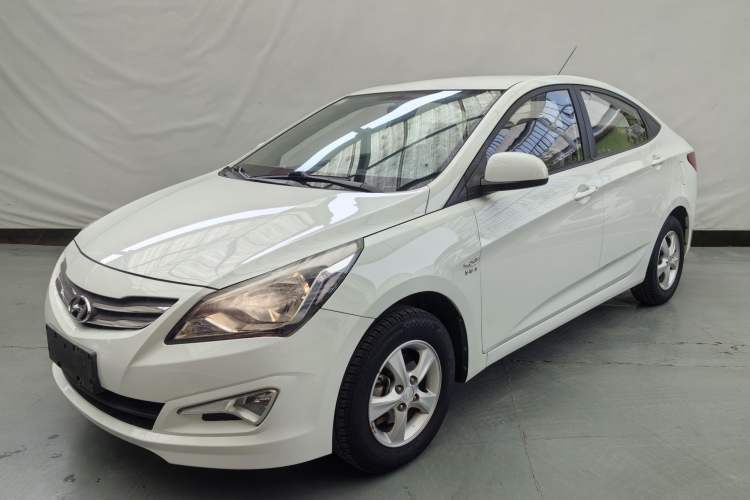 Used Hyundai Verna (older generation) 2014 1.4L Automatic Smart GLS
