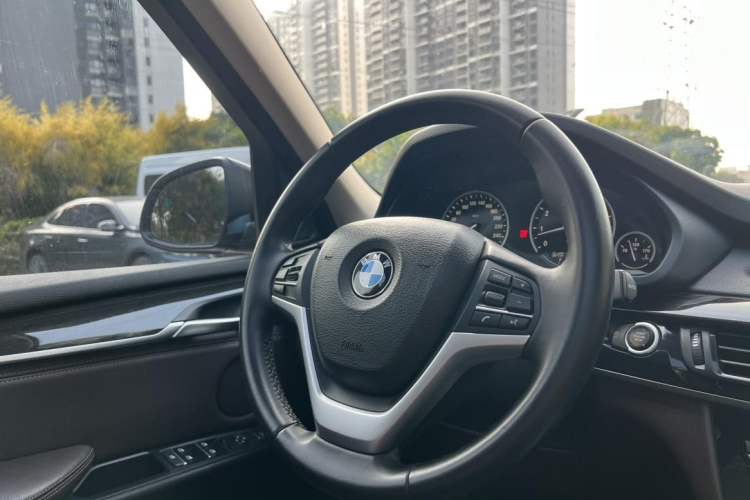 Used BMW X5 2014 xDrive35i Leading Model
