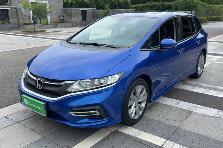 Used Honda Jade 2017 1.8L automatic Comfort version 5 seats