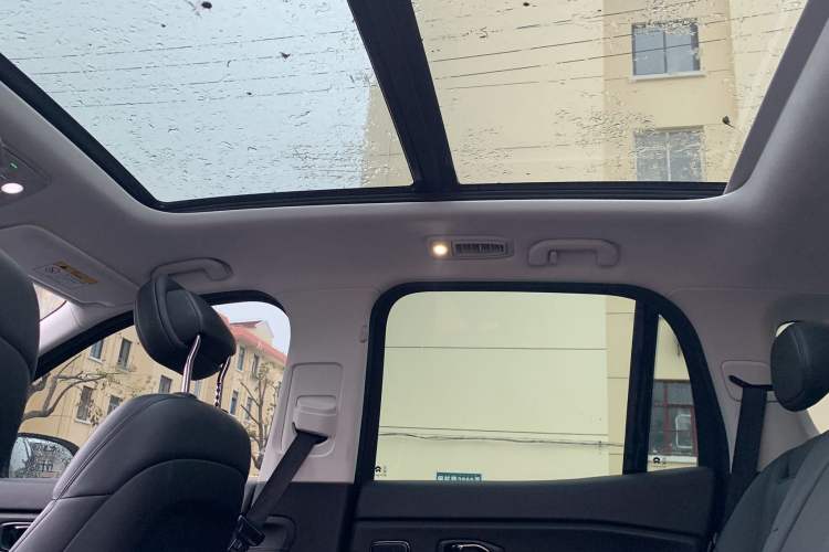 Used Nio ES8 2020 580 km Signature Edition 7-Seater Version Headliner