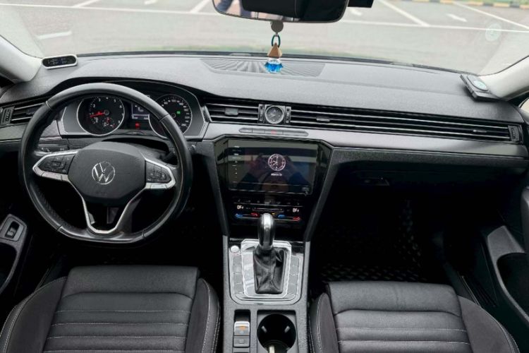 Used Volkswagen Magotan 2020 330TSI DSG Leading Model Interior 1