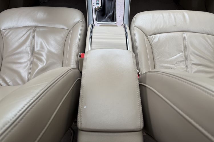 Used Buick LaCrosse 2012 2.4L SIDI Elegant Edition Gear Lever