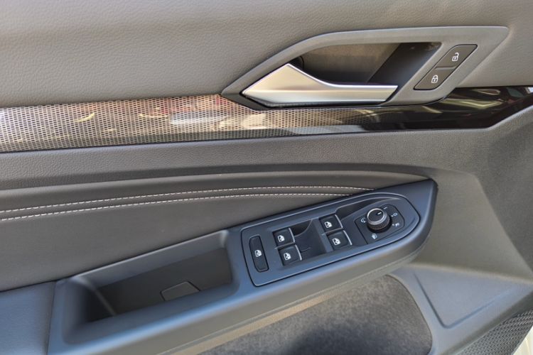 Used Volkswagen Golf 2021 280TSI DSG R-Line Interior 10