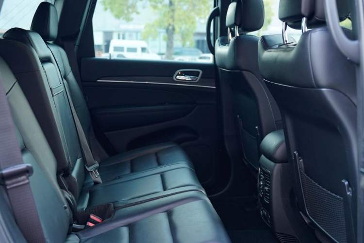 Used Jeep Grand Cherokee 2021 3.0L 80th Anniversary Edition