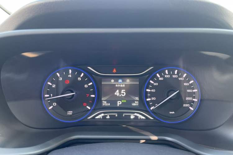 Used GAC Trumpchi GS3 2017 200T Automatic Luxury Edition Odometer Close Up