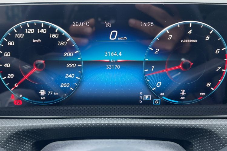 Used Mercedes-Benz A-Class 2022 Second Facelift A 200 L Sport Sedan Fashion Version
