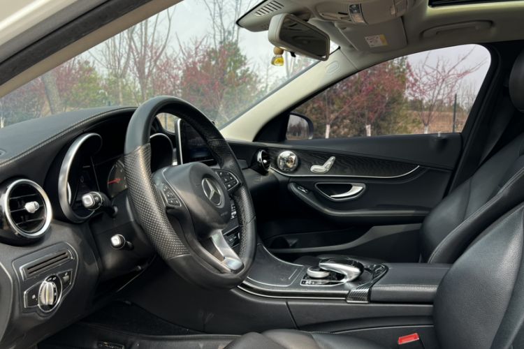 Used Mercedes-Benz C-Class 2015 C 180 L Sport Edition
