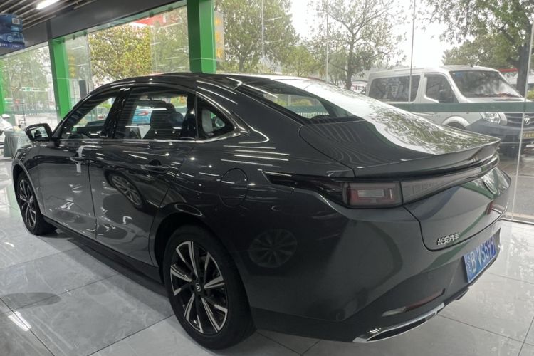 Used CHANGAN Eado 2025 Blue Whale 1.5T 500Bar Flagship Model Exterior 5