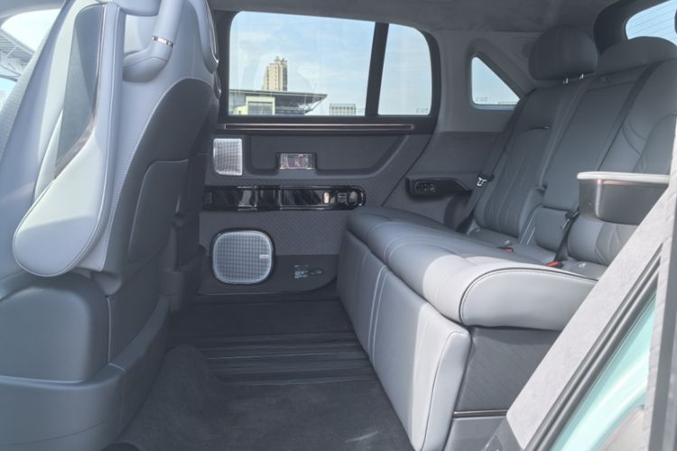 Used Zeekr MIX 2025 Intelligent Driving Version
