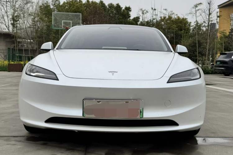 Used Tesla Model 3 2023 Rear-Wheel-Drive Version
