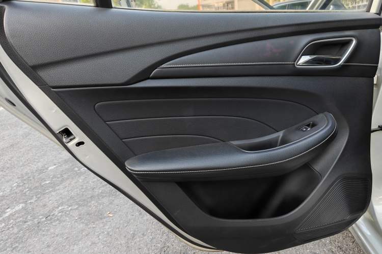 Used Roewe Ei5 2018 Internet Luxury Edition