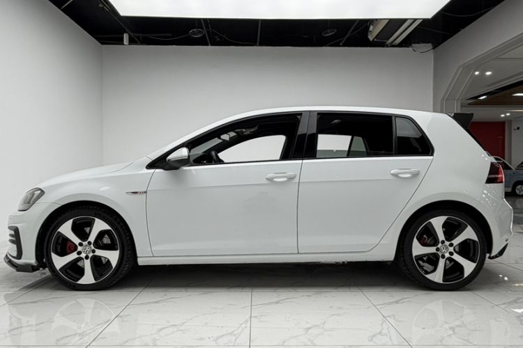 Used Volkswagen Golf GTI 2016 2.0 TSI GTI
