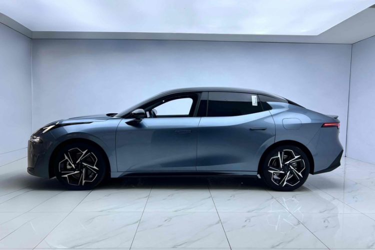 Used Lynk & Co 07 2024 EM-P 126 Long-Range Ultra
