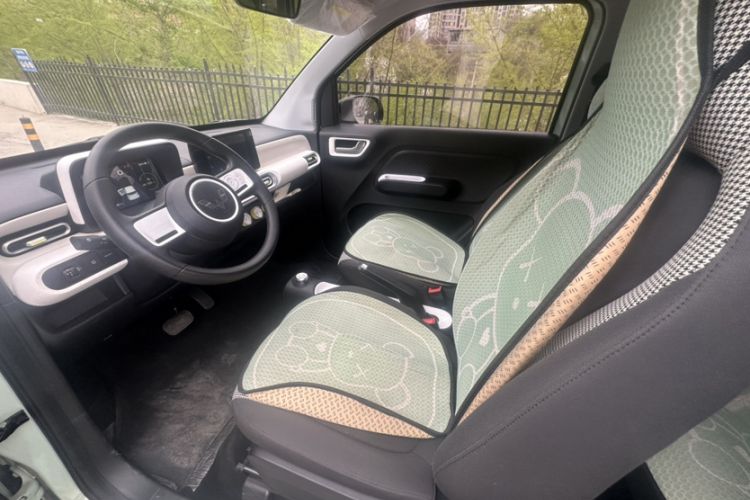 Used Wuling Hongguang MINIEV 2024 3rd Generation 215km Advanced Version Interior 5