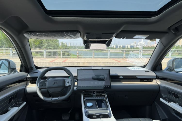 Used JETOUR Shanhai L6 2024 1.5TD DHT ULTRA