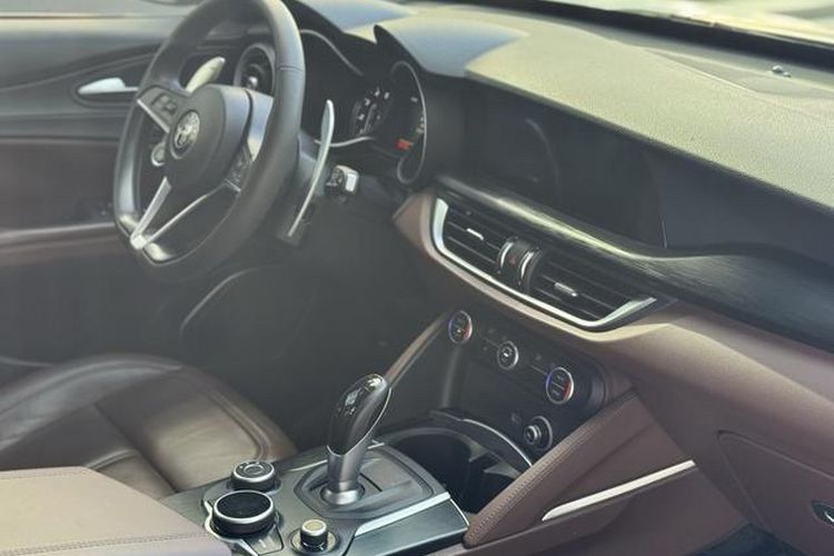 Used Alfa Romeo Stelvio 2017 2.0T 280HP Luxury Edition