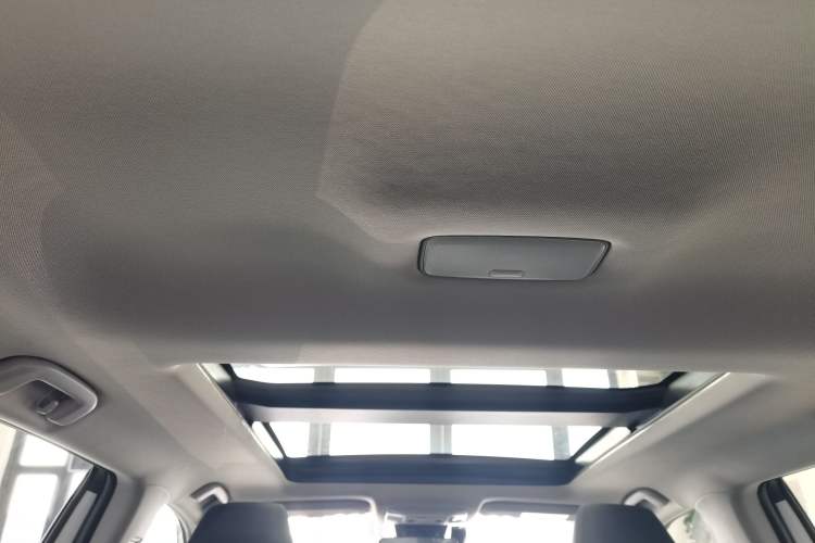 Used Toyota RAV4 2023 2.0L CVT Two-Wheel Drive Fashion Plus Edition
