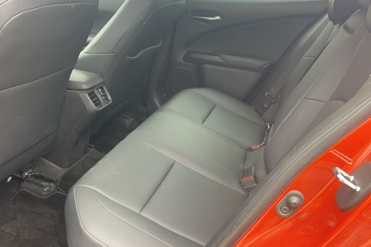 Used Lexus UX 2020 260h Explore-Cool Edition