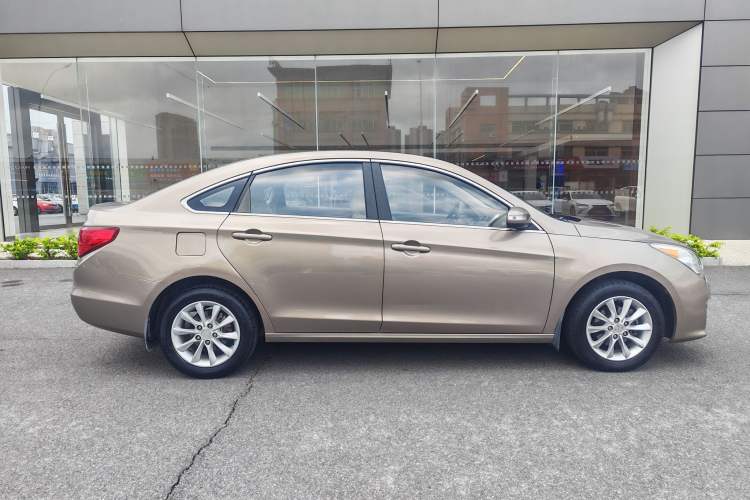 Used FORTHING Joyear S50 2014 1.6L CVT Luxury Model Exterior 7